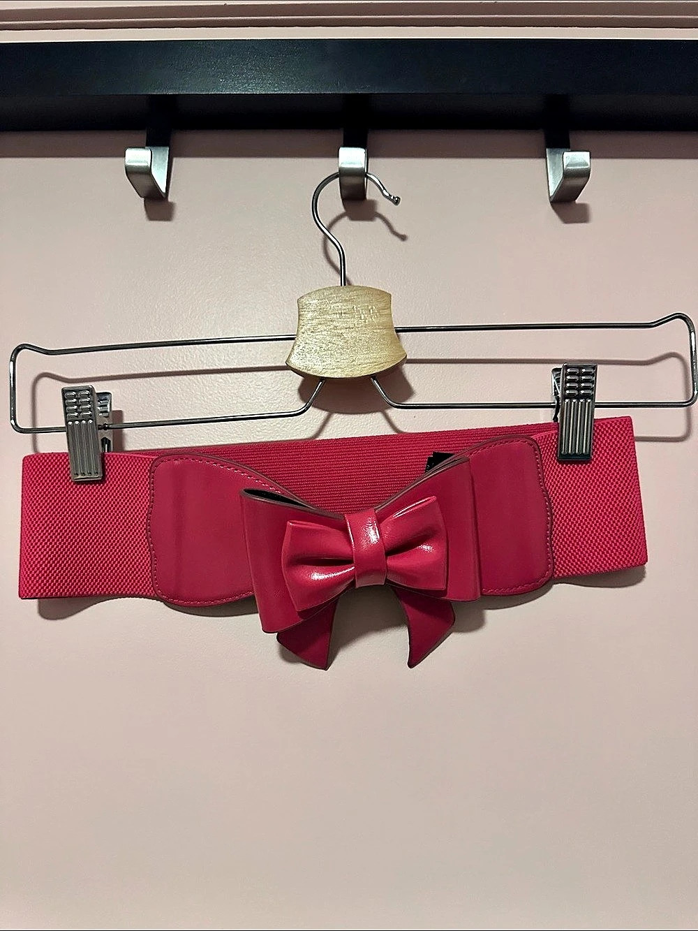 Bow Belt in Pink Size Small Like New
